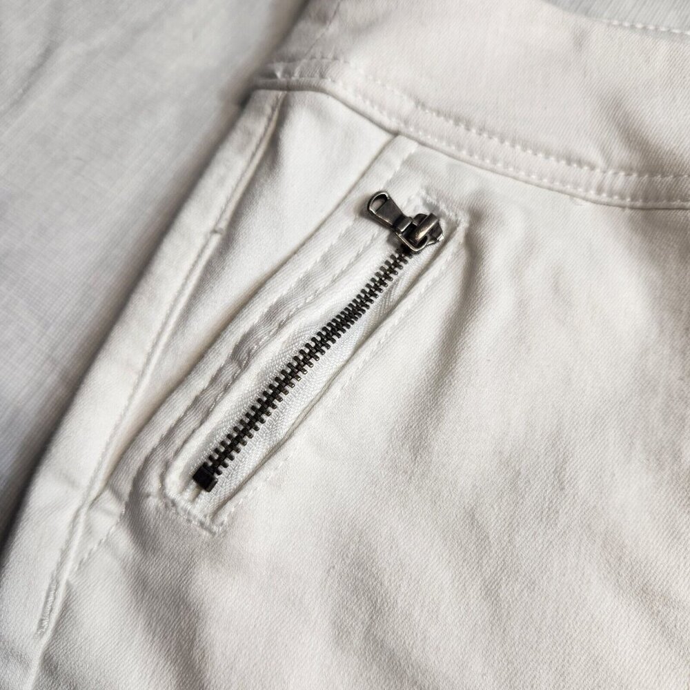 Westbound Park Avenue Womens Size 8 P   Pull On White Shorts Mid-Rise Stretch 22 - Picture 4 of 11
